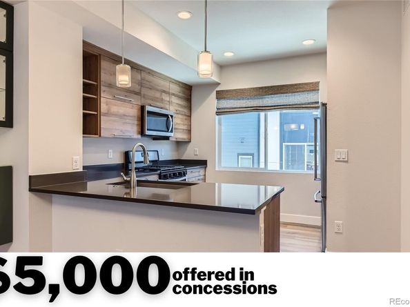 5530 W 11th Place, Lakewood CO 80214