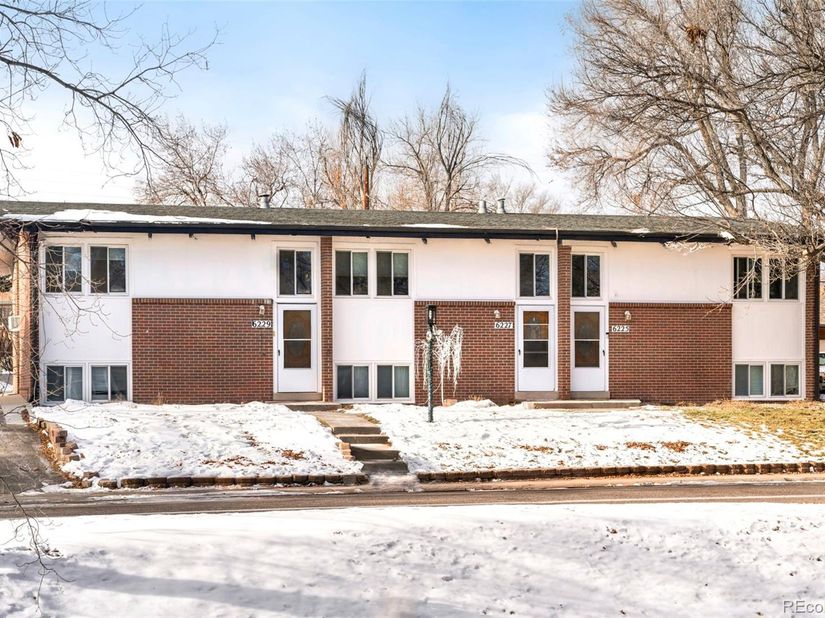 6225 S Sterne Parkway, Littleton CO 80120