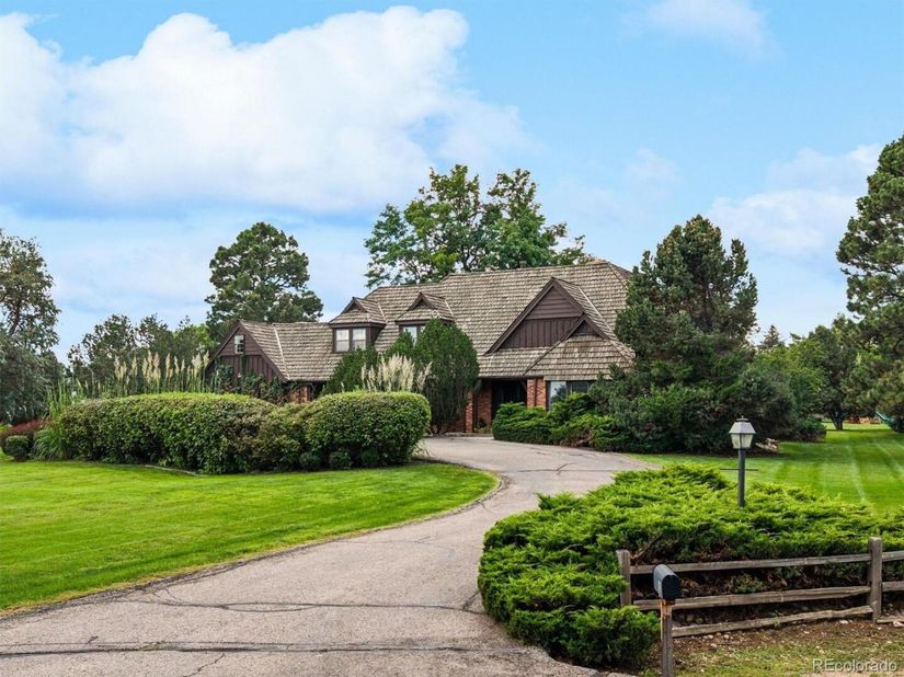 10 Carriage Lane, Cherry Hills Village CO 80121