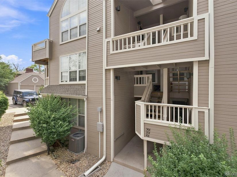 5715 W Atlantic Place 101, Denver CO 80227