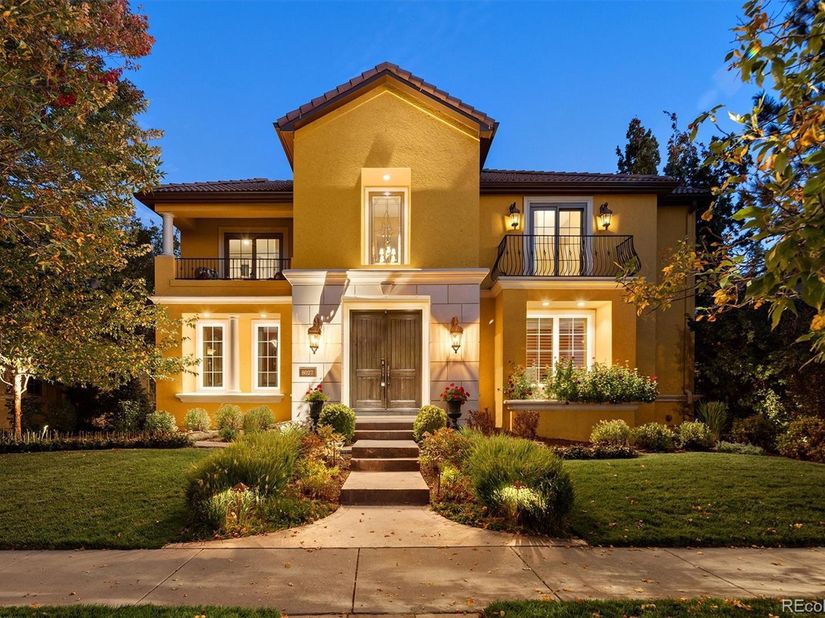 8027 E 24th Avenue, Denver CO 80238