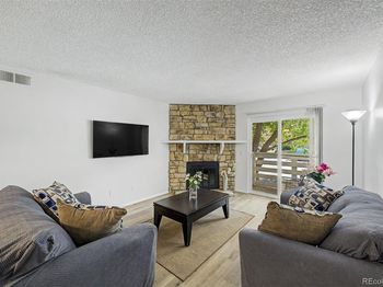 8555 Fairmount Drive