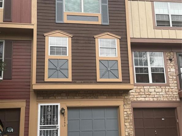 12093 E Hoye Drive, Aurora CO 80012