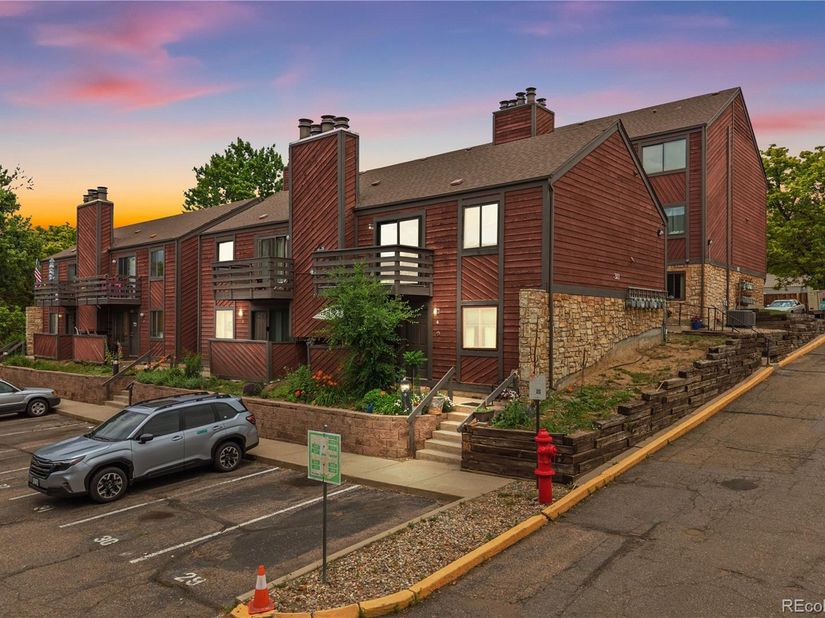 311 W Lehow Avenue 14, Englewood CO 80110