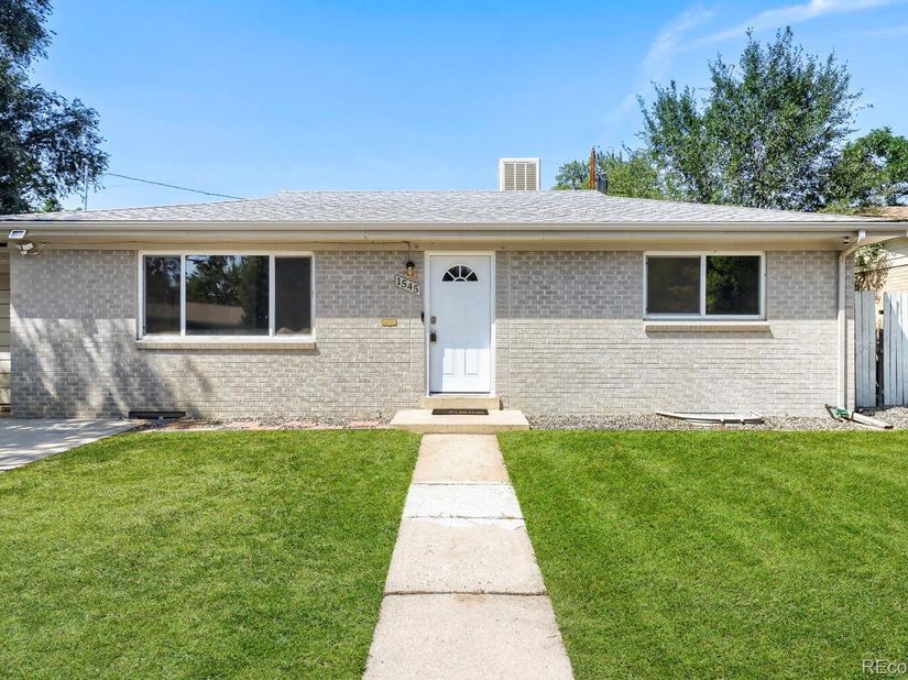 1545 S Chase Court, Lakewood CO 80232
