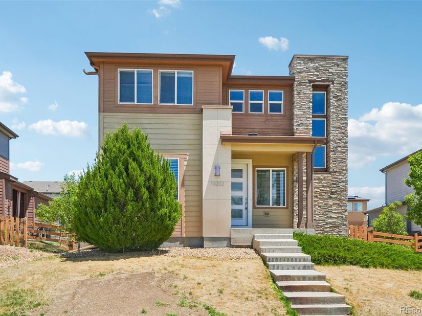 10202 Southlawn Circle, Commerce City CO 80022