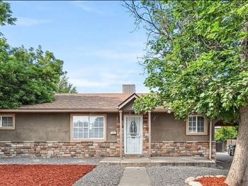 5133 W Dakota Avenue