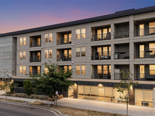 2851 W 52nd Avenue 206, Denver CO 80221
