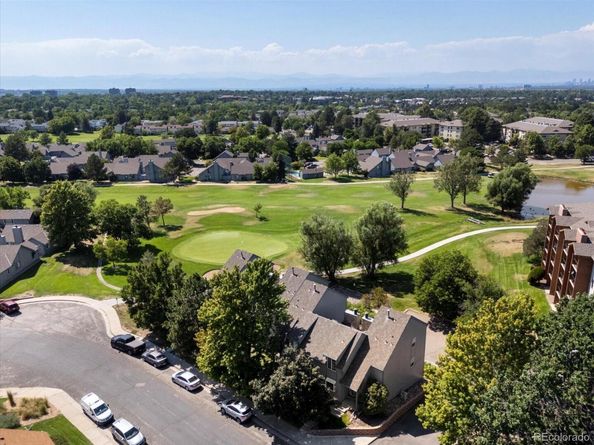 2405 S Worchester Court B, Aurora CO 80014