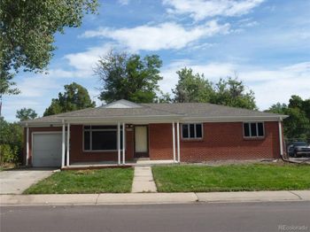 4749 S Irving Street