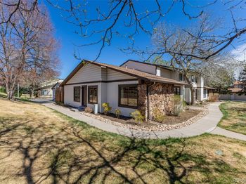 3571 S Kittredge Street