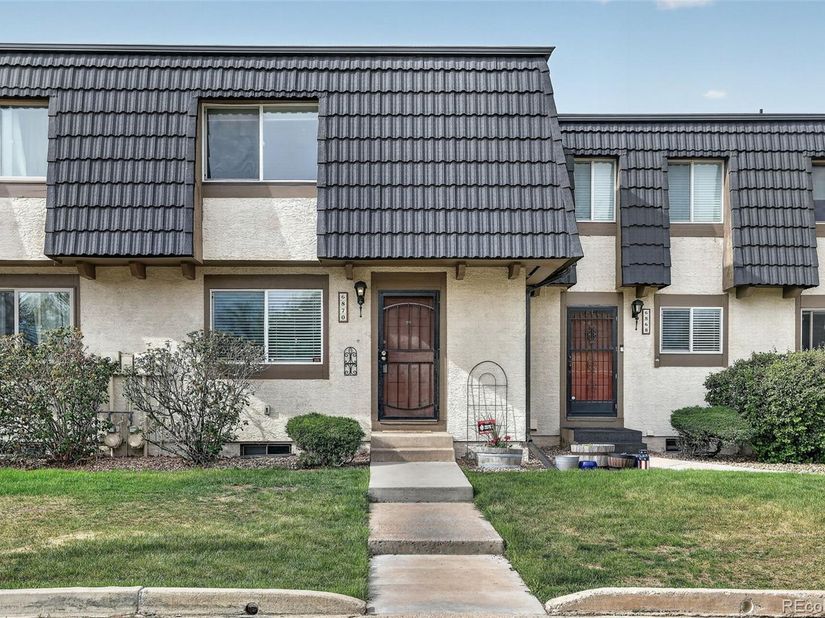 6870 S Broadway, Centennial CO 80122