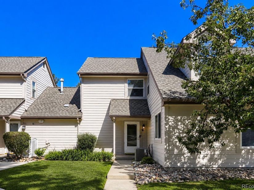 2181 S Victor Street E, Aurora CO 80014