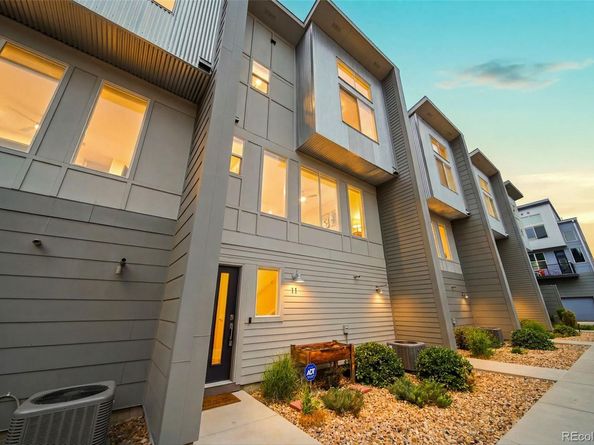 8711 E Hampden Avenue 11, Denver CO 80231