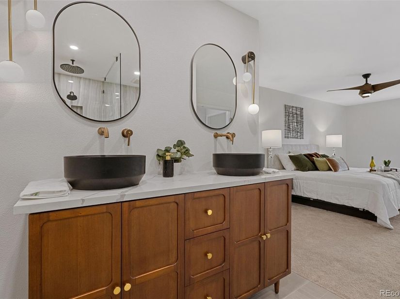 12256 E Bates Circle, Aurora CO 80014