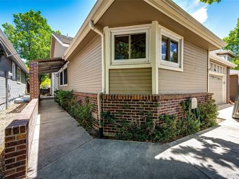 2566 S Independence Court