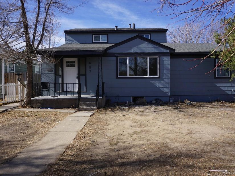 1657 Kingston Street, Aurora CO 80010