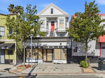 5112 3rd Street