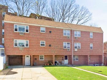 36-11 Utopia Parkway