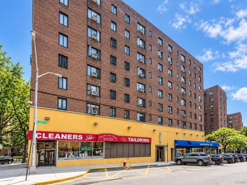 1490 East Avenue 4A, Bronx NY 10462