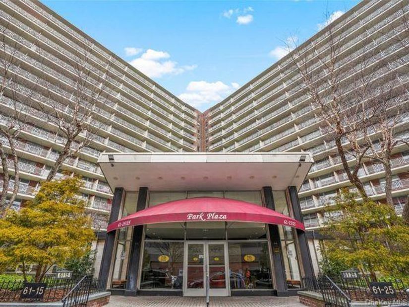 61-15 97th Street 10M, Rego Park NY 11374
