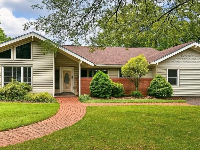 46 Andover Drive, Coram NY 11727