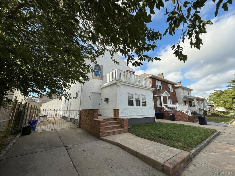 36 E Fulton Street, Long Beach NY 11561