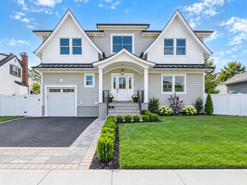 746 Blackstone Avenue, East Meadow NY 11554