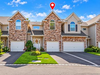 115 Manitou Trail
