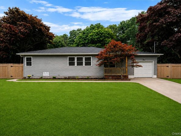 11 Mayfield, Mastic Beach NY 11951