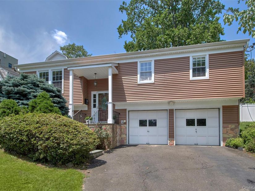 303 Livingston Avenue, Mamaroneck NY 10543