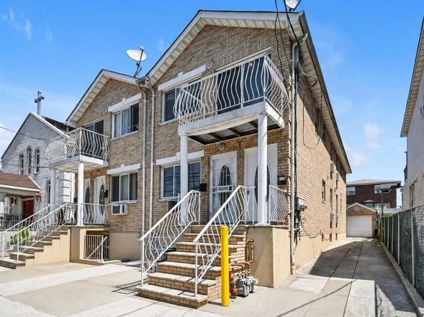 20-13 124th Street, College Point NY 11356