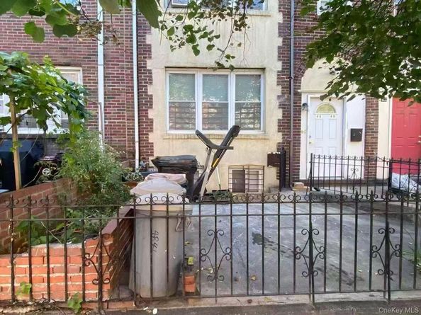 48-48 45th Street, Sunnyside NY 11377