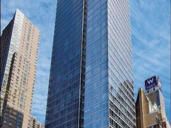 247 W 46th Street 403, New York (Manhattan) NY 10036