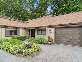 103 Heritage Hills