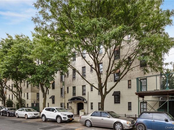 2115 33 Street 4E, Astoria NY 11105