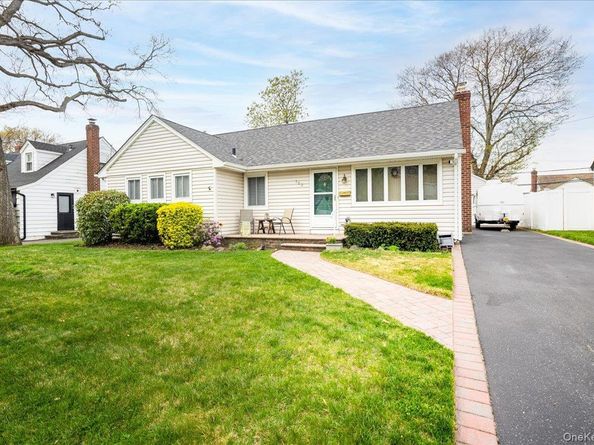 762 Durham Road, East Meadow NY 11554