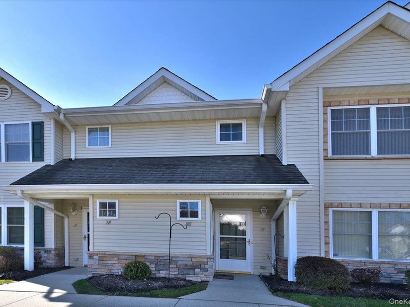 80 Morley Circle, Melville NY 11747