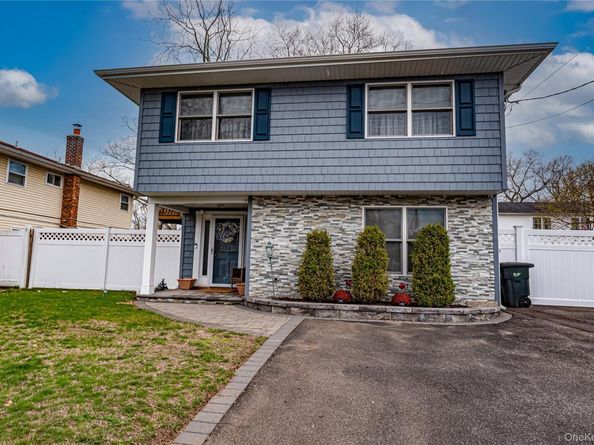 36 Leigh Street, Huntington NY 11743