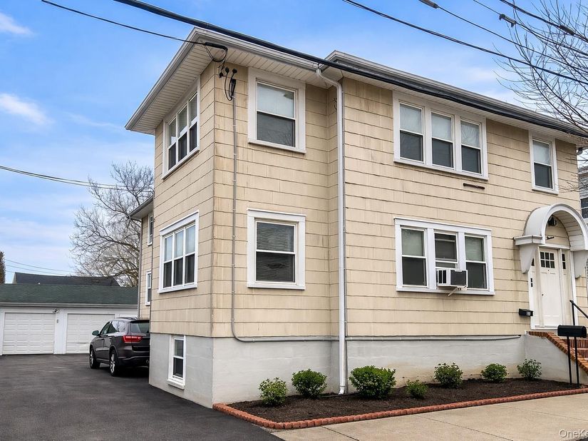 13 S Bleeker Street, Mount Vernon NY 10550