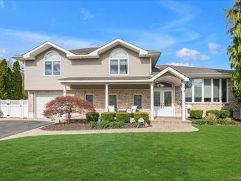 340 Woodbridge Lane