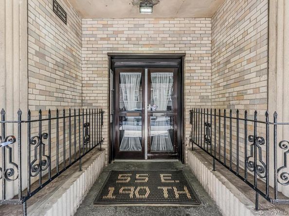 55 E 190 57, Bronx NY 10468