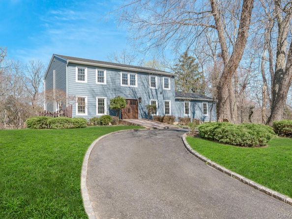2 Pebble Hill Drive, Northport NY 11768