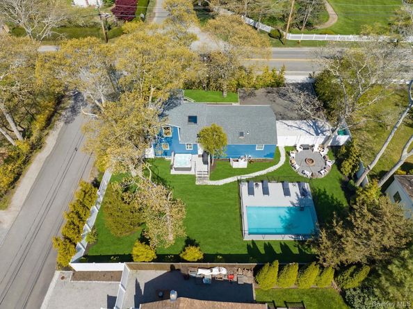 48 Springville Road, Hampton Bays NY 11946