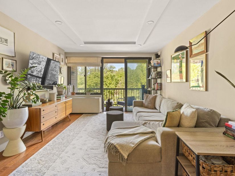 207 PROSPECT Park SW 3C, Brooklyn NY 11218