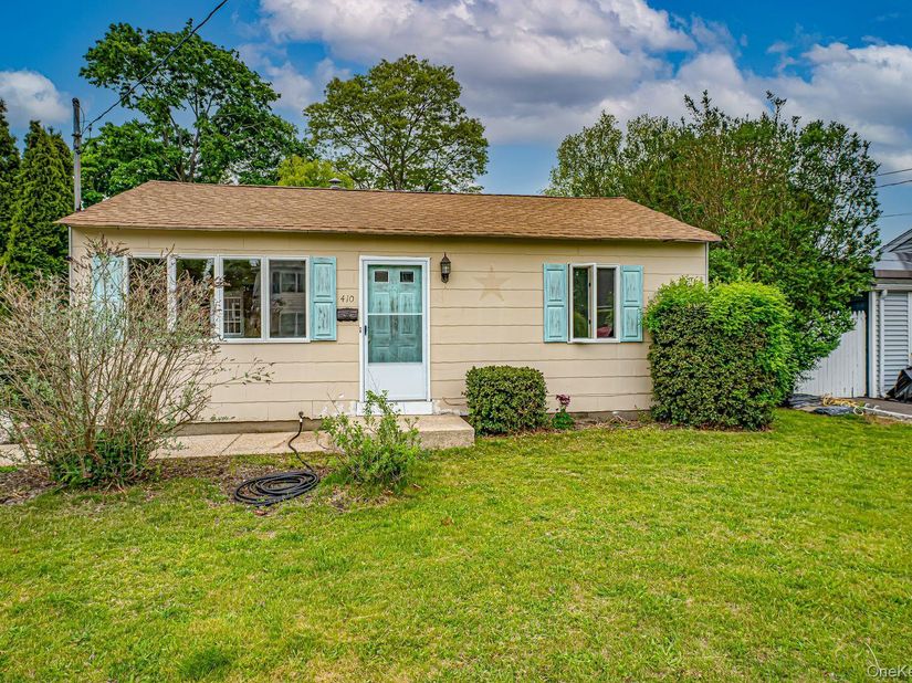 410 3rd Avenue, East Northport NY 11731