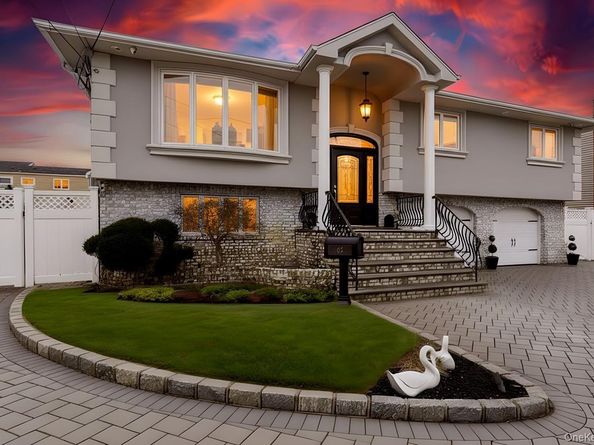 187 Massapequa Avenue, Massapequa NY 11758