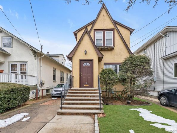 30 Putnam Avenue, Lynbrook NY 11563