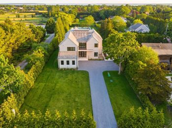 50 Tuckahoe Lane
