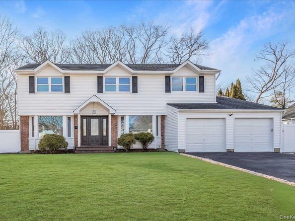 20 Shirley Court, Commack NY 11725